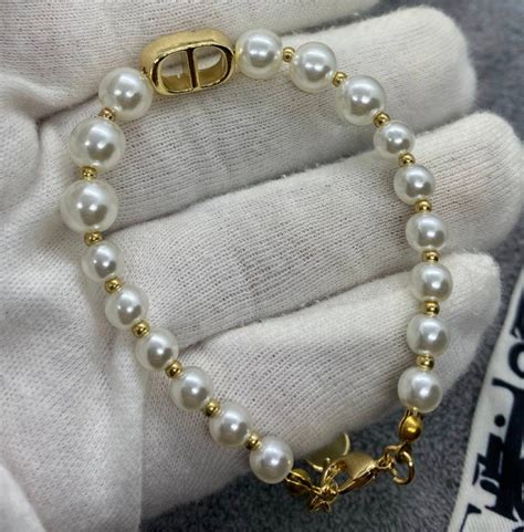 pearl dior bracelet|christian dior pearl bracelet.